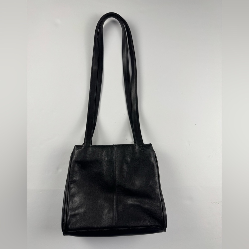 Jennifer Moore Classic Black leather purse with lots of pockets